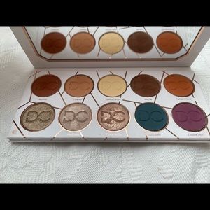 DOMINIQUE COSMETICS Latte Palette Eyeshadow Palette